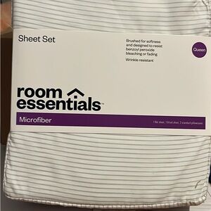 Room Essentials Microfiber Sheet Set in White and Gray